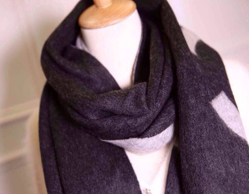 羊绒围巾怎么保养 羊绒围巾清洗的正确方法 羊绒围巾怎么保养 羊绒围巾清洗的正确方法